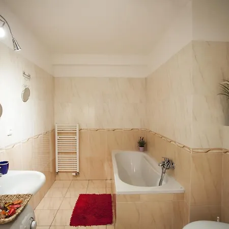 Apartmán Roof Flat 15' To Charles Bridge Praha